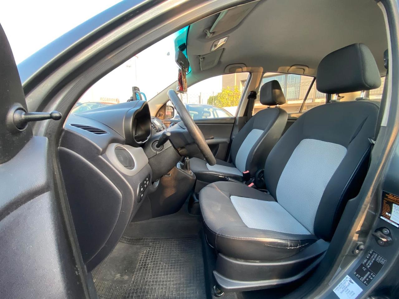 Hyundai i10 GPL REVISIONATO FINO AL 2029