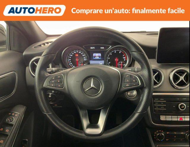 MERCEDES-BENZ GLA 180 Sport
