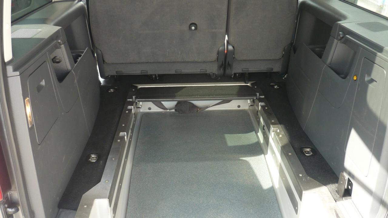 Volkswagen Caddy 20TDI 140CV DSG 4p. Maxi x trasporto disabile pianale ribassato con pedana