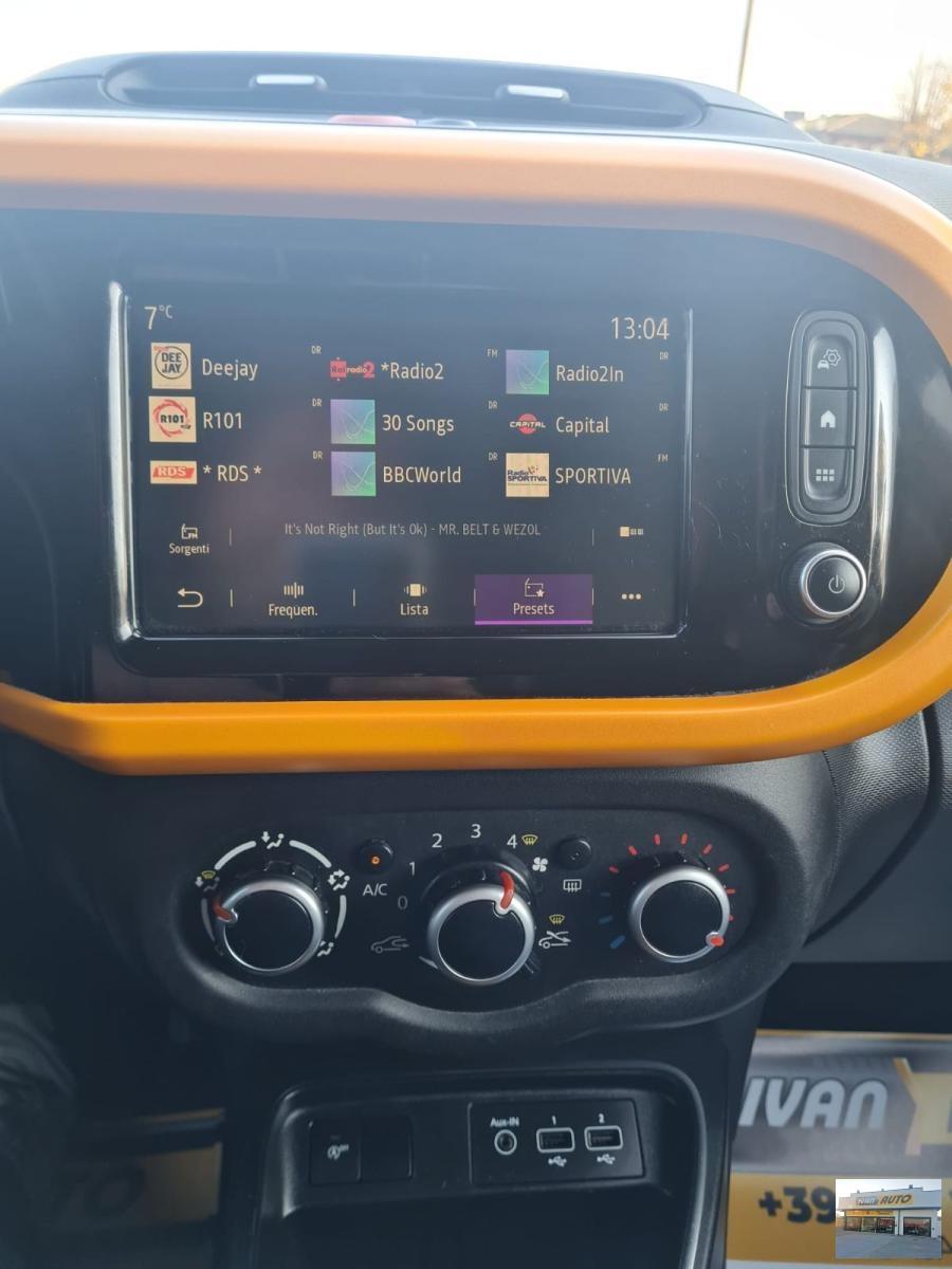 RENAULT Twingo Benzina-Euro 6D-Neopatentati-2019