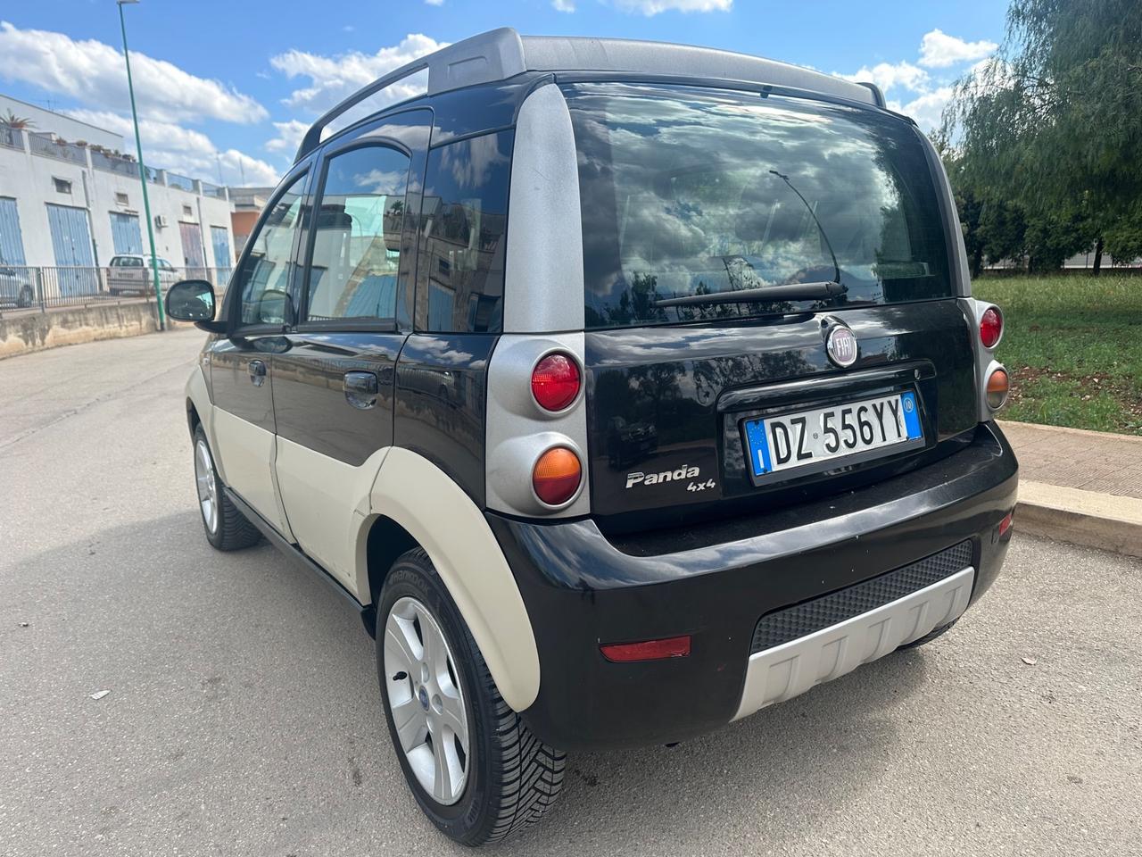 Fiat PANDA 1.3 MJT 16V 4x4 CROSS 2010