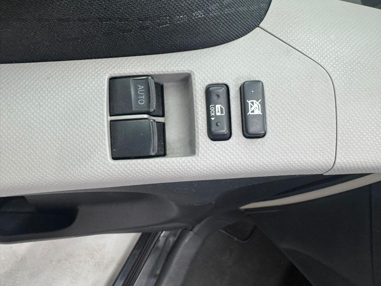Toyota Yaris 1.3 5 porte