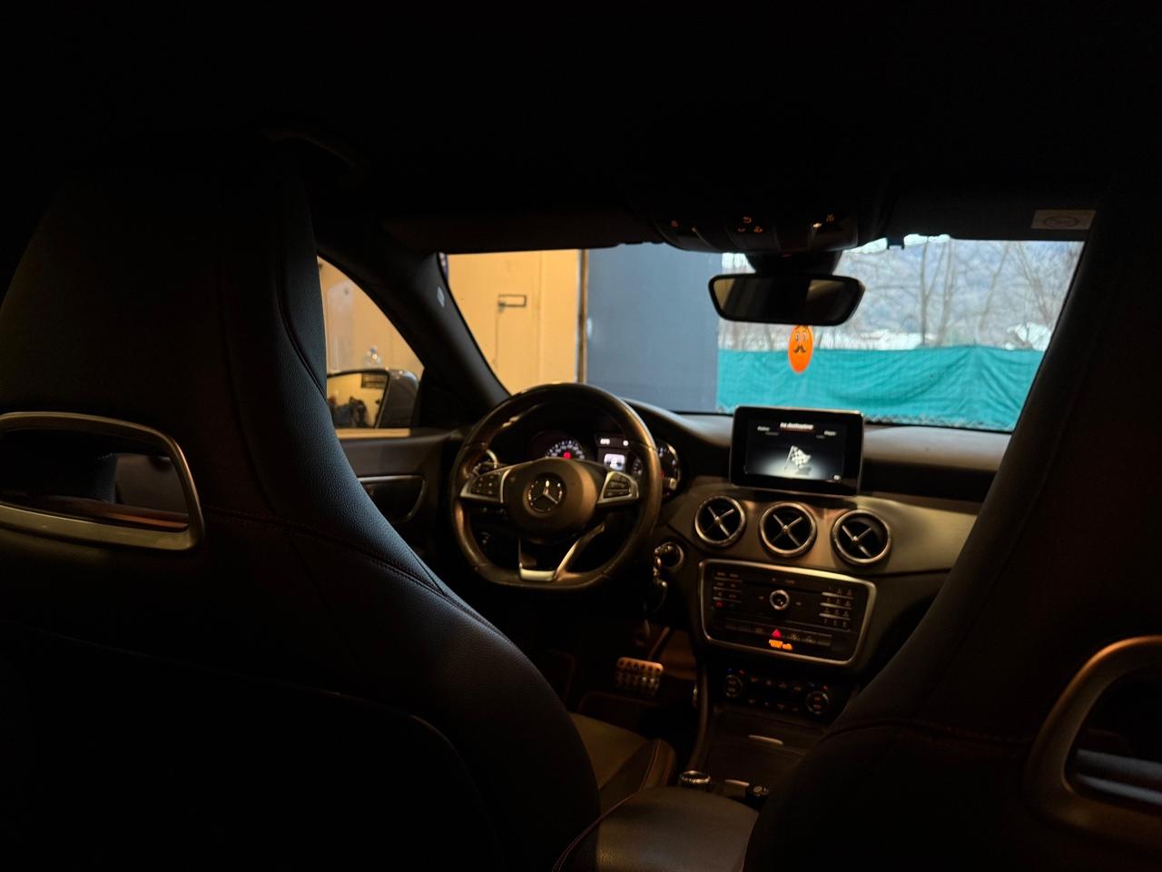 Mercedes-benz CLA 220 anno 2015 AUTOMATICO