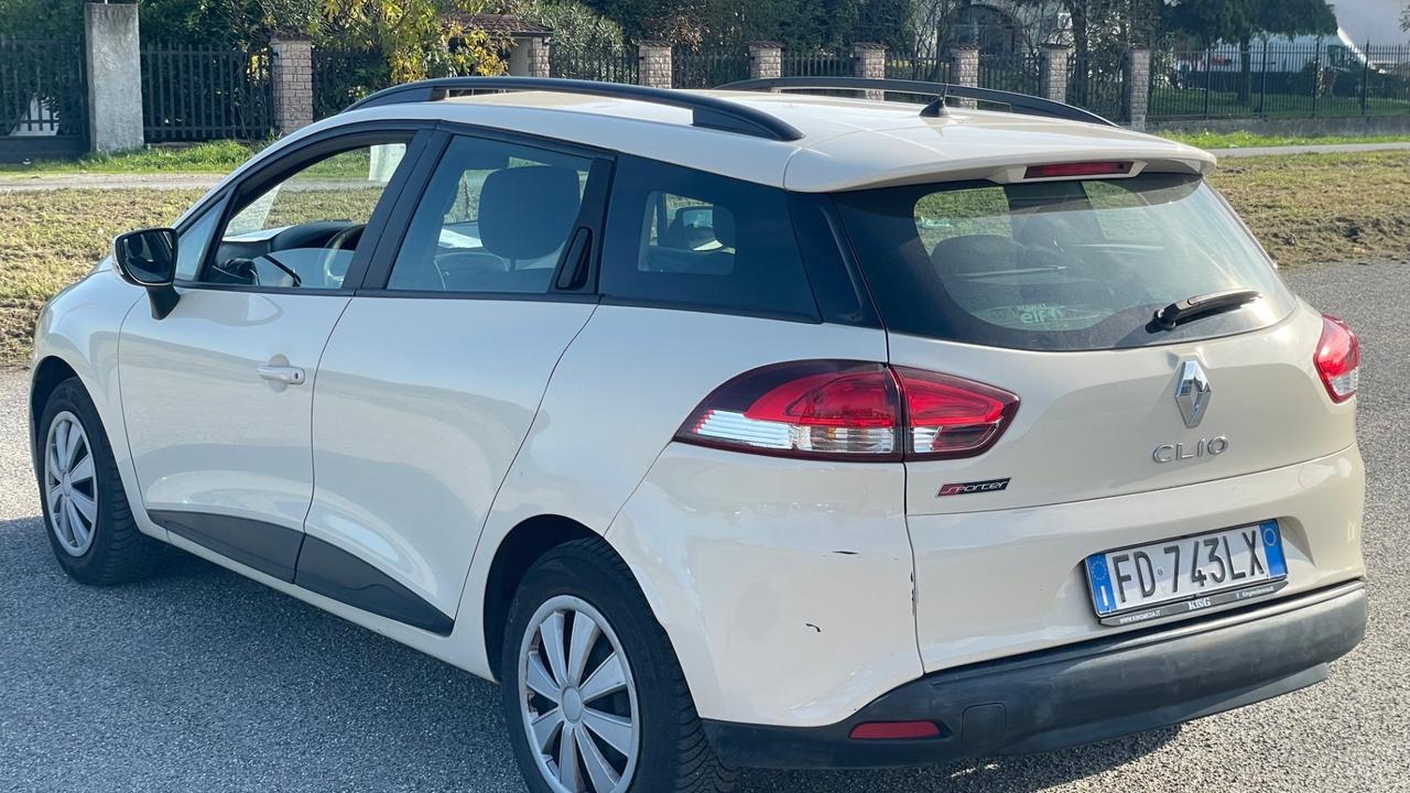 Renault Clio 1.2 75CV 5 porte Zen