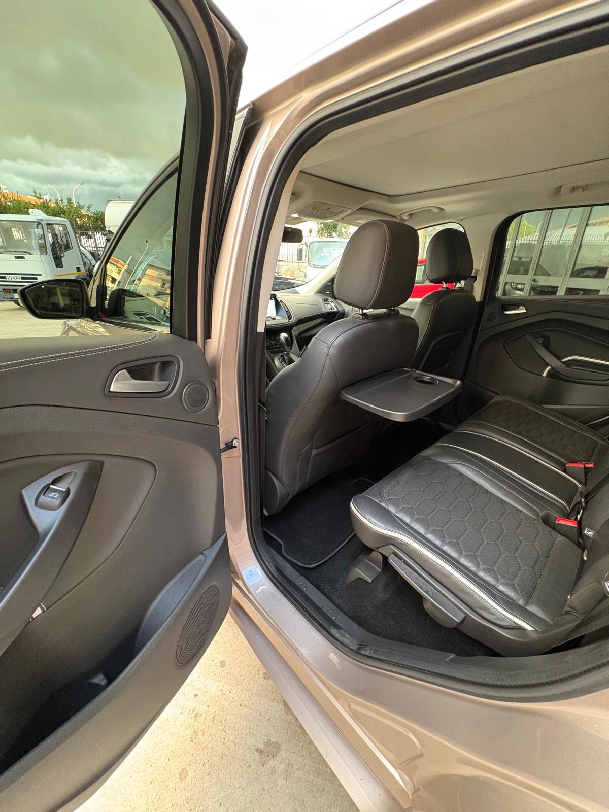Ford Kuga 2.0 TDCI 180 CV S&S 4WD Powershift Vignale 2017