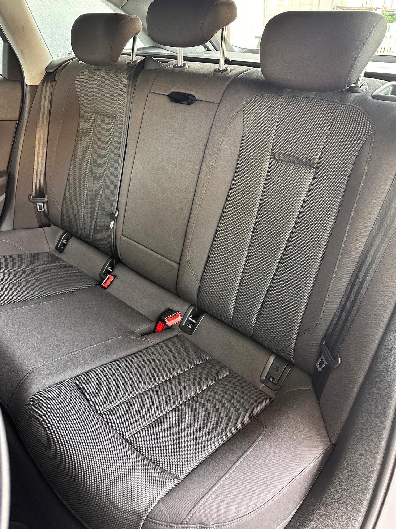 Audi A4 Avant 35 2.0 tdi Business 150cv s-tronic my16