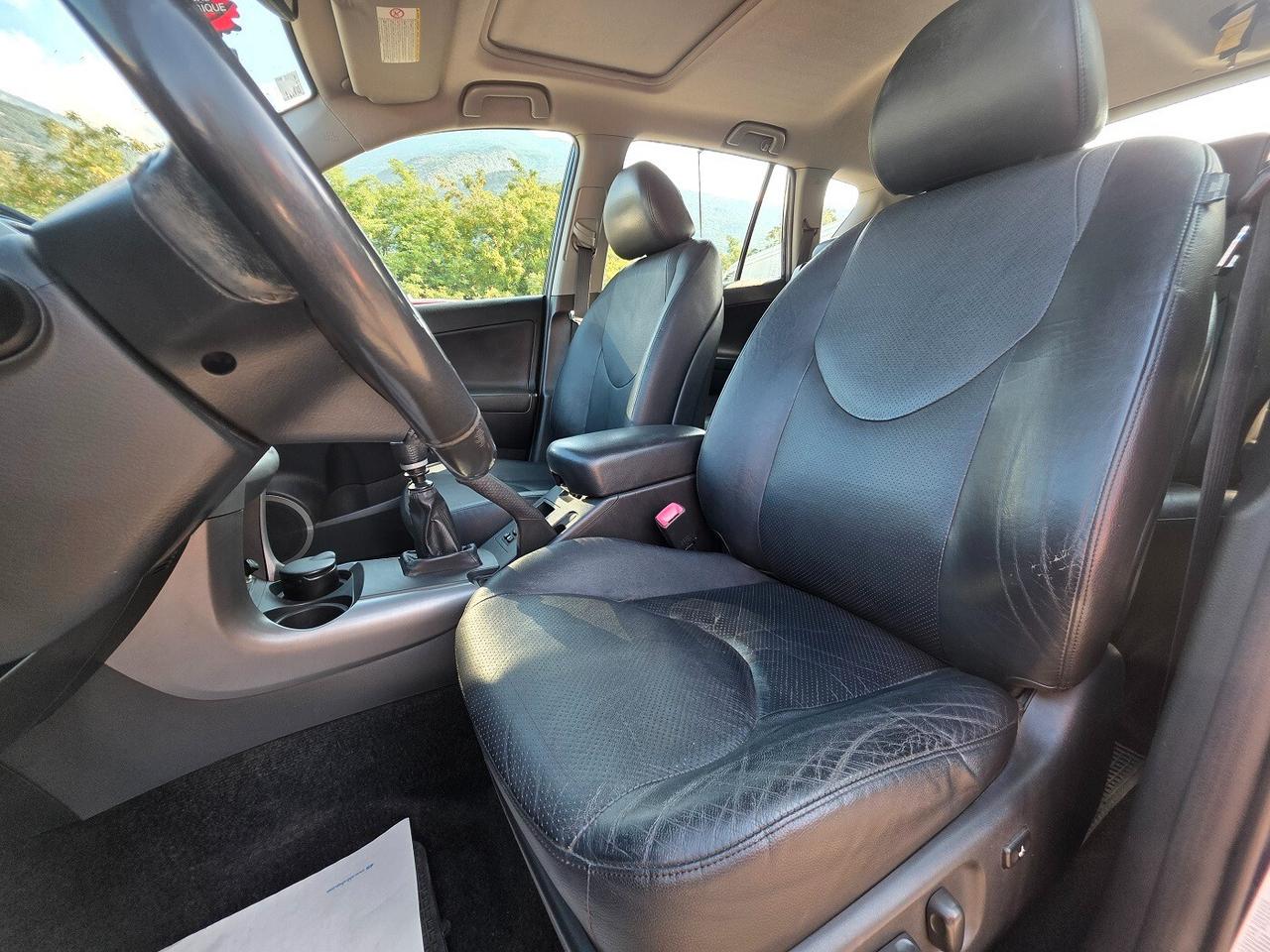 Toyota RAV 4 2.2 D-4D 136 CV Luxury