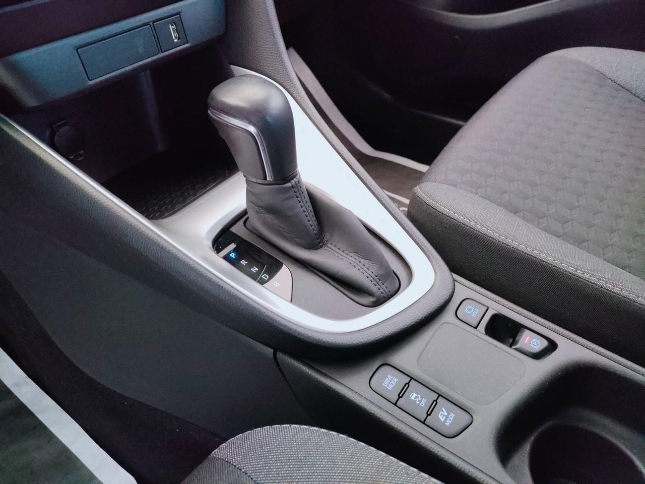 TOYOTA Yaris IV 2020 - Yaris 1.5h Trend