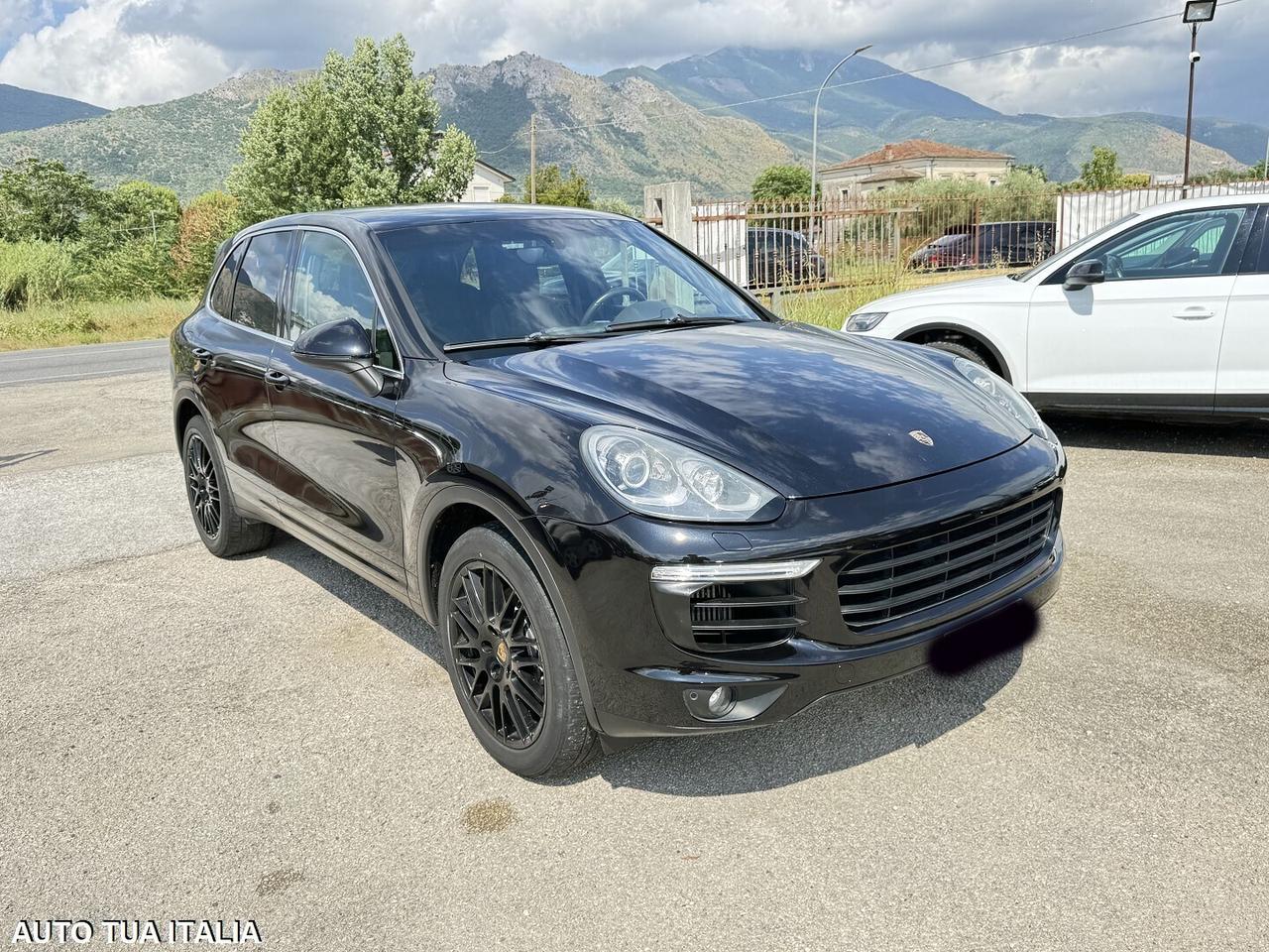PORSCHE CAYENNE DIESEL NAVI PASM LED