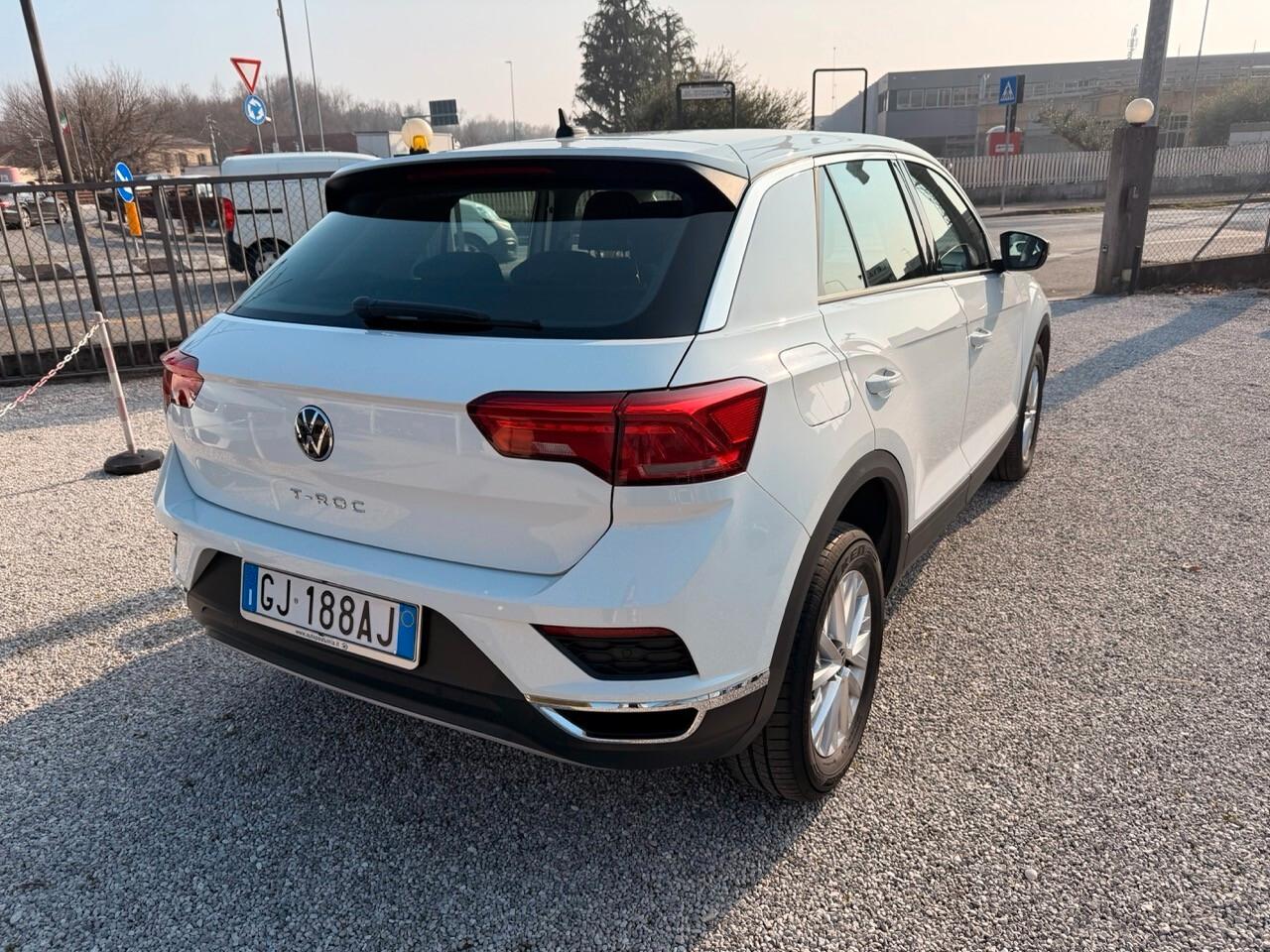 Volkswagen T-Roc 2.0 tdi 150 cv Business Dsg - Fari Full Led