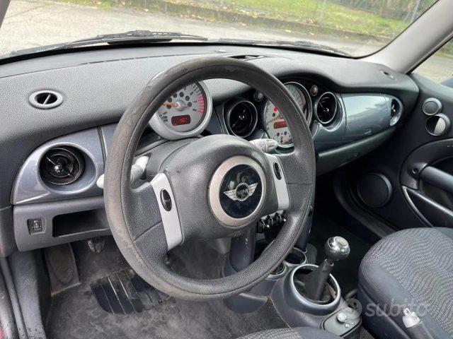 MINI Cooper 1.6 16V Cooper