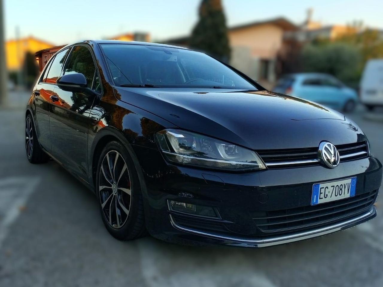 Volkswagen Golf Highline 2.0 TDI BlueMotion  #7353
