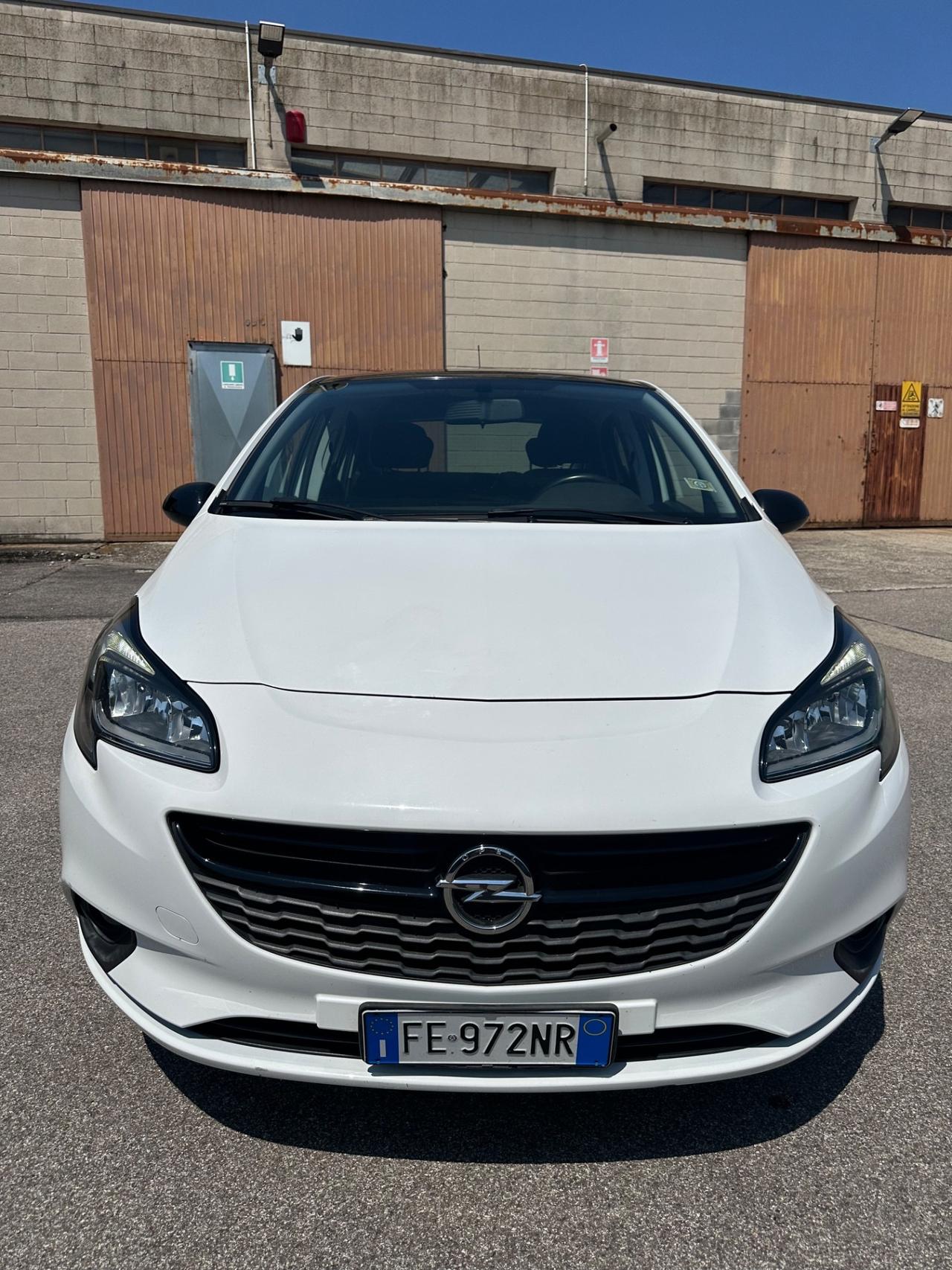 Opel Corsa 1.4 90CV GPL Tech 5 porte Neopatentati