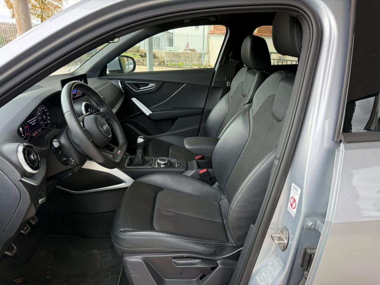 Audi Q2 2.0 Tdi 116CV -TETTO A -S LINE INT-