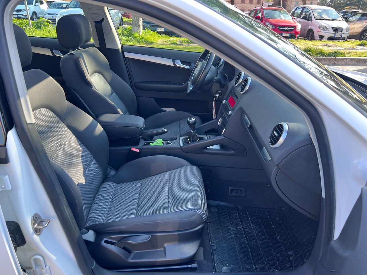 Audi A3 1.6 TDI DPF Ambition #10078