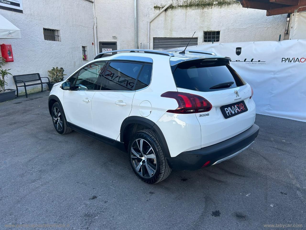 PEUGEOT 2008 BlueHDi 100 S&S GT Line