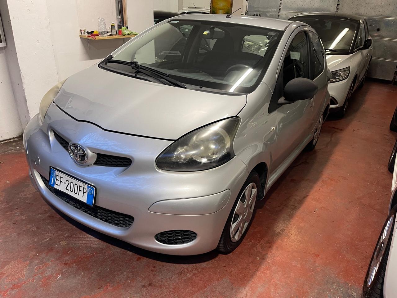 Toyota Aygo 1.0 12V VVT-i 5 porte