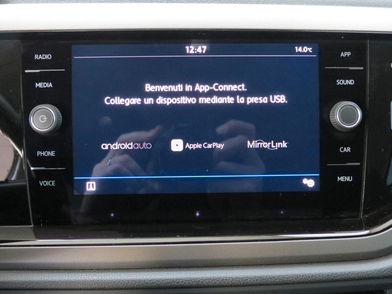 Volkswagen Polo 1.0 TGI 90 CV COMFORTLINE R-LINE