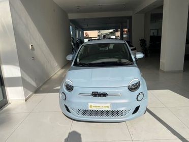 FIAT 500e 3+1 42 kWh Passion tua da ?149,00 mensili