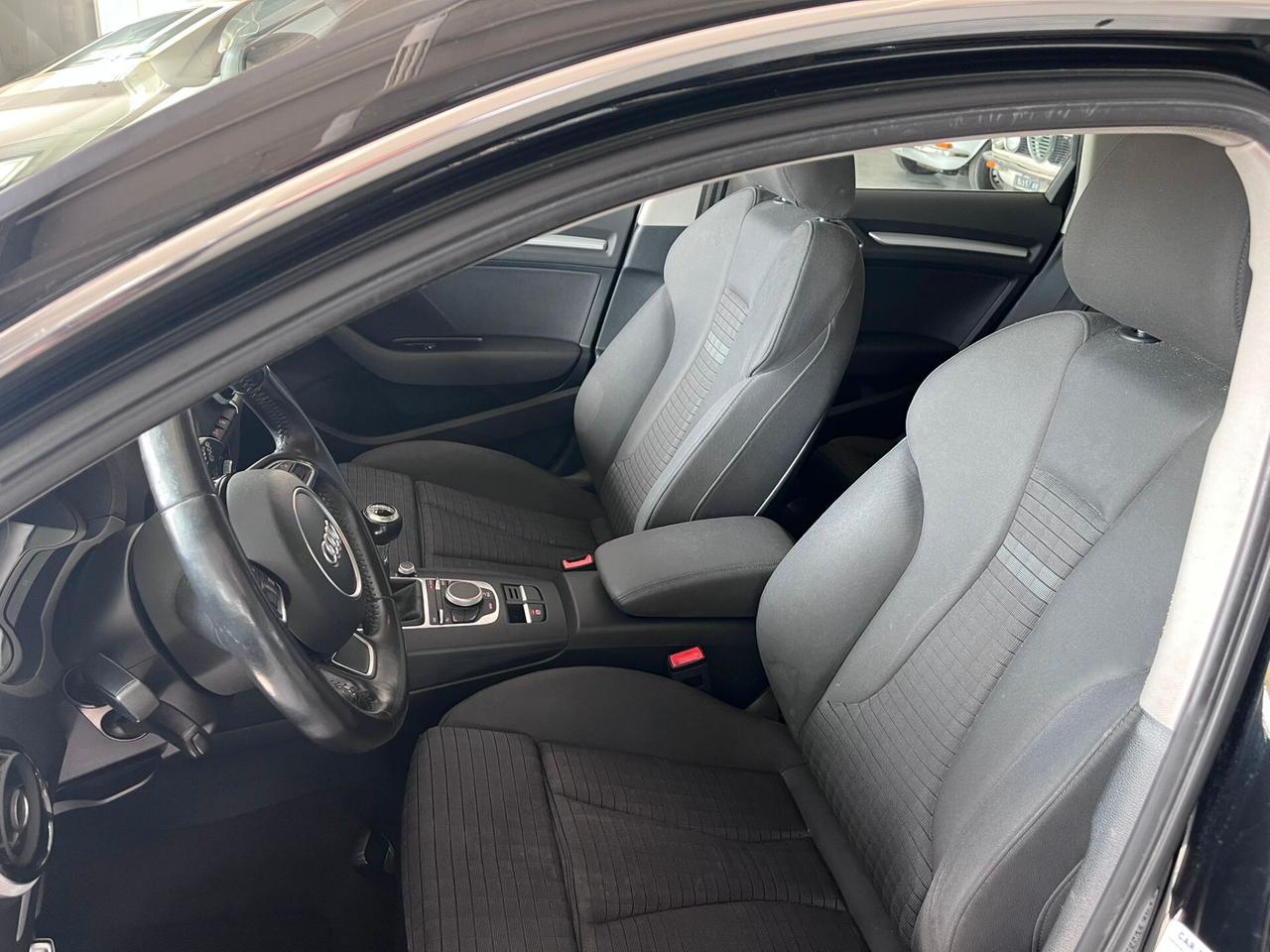 Audi A3 SPB 1.6 TDI clean diesel Ambition