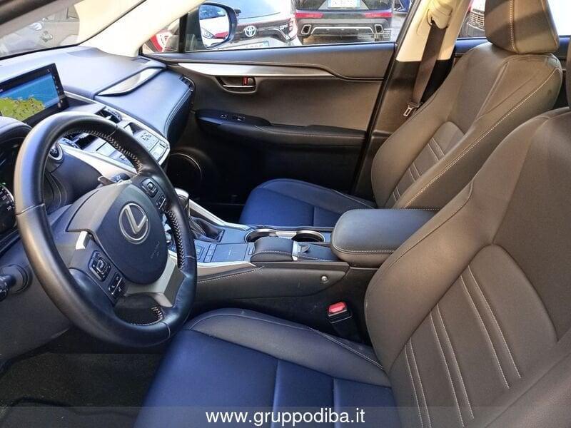 Lexus NX I 2018 300h 2.5 Premium 4wd cvt