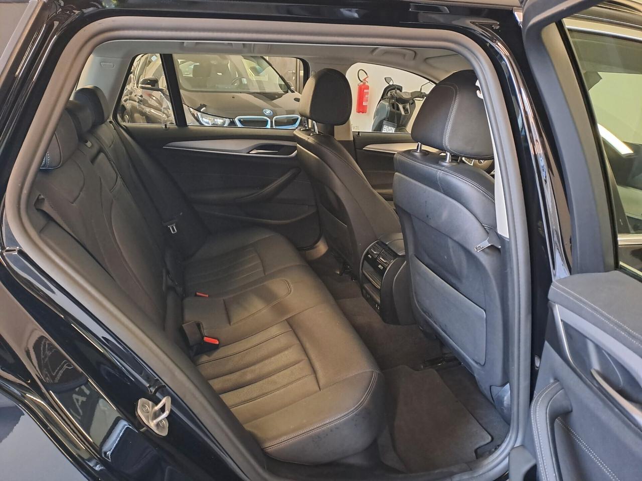 Bmw 530 530d 48V xDrive Touring Business