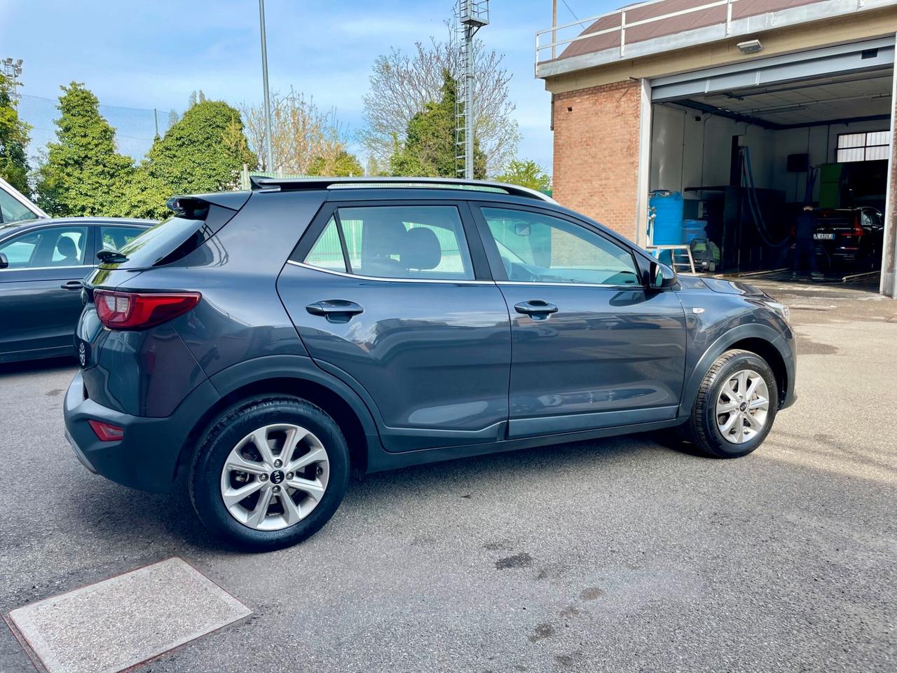 Kia Stonic 1.4 Benzina 100 CV- UNICO PROPRIETARIO- TAGLIANDATA 02/2026