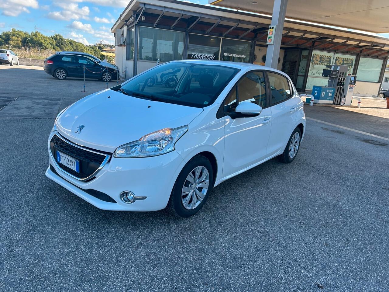 Peugeot 208 PureTech 82 5 porte Access