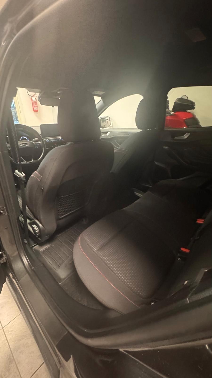 Ford Focus 1.5 TDCi 120 CV Start&Stop ST Line