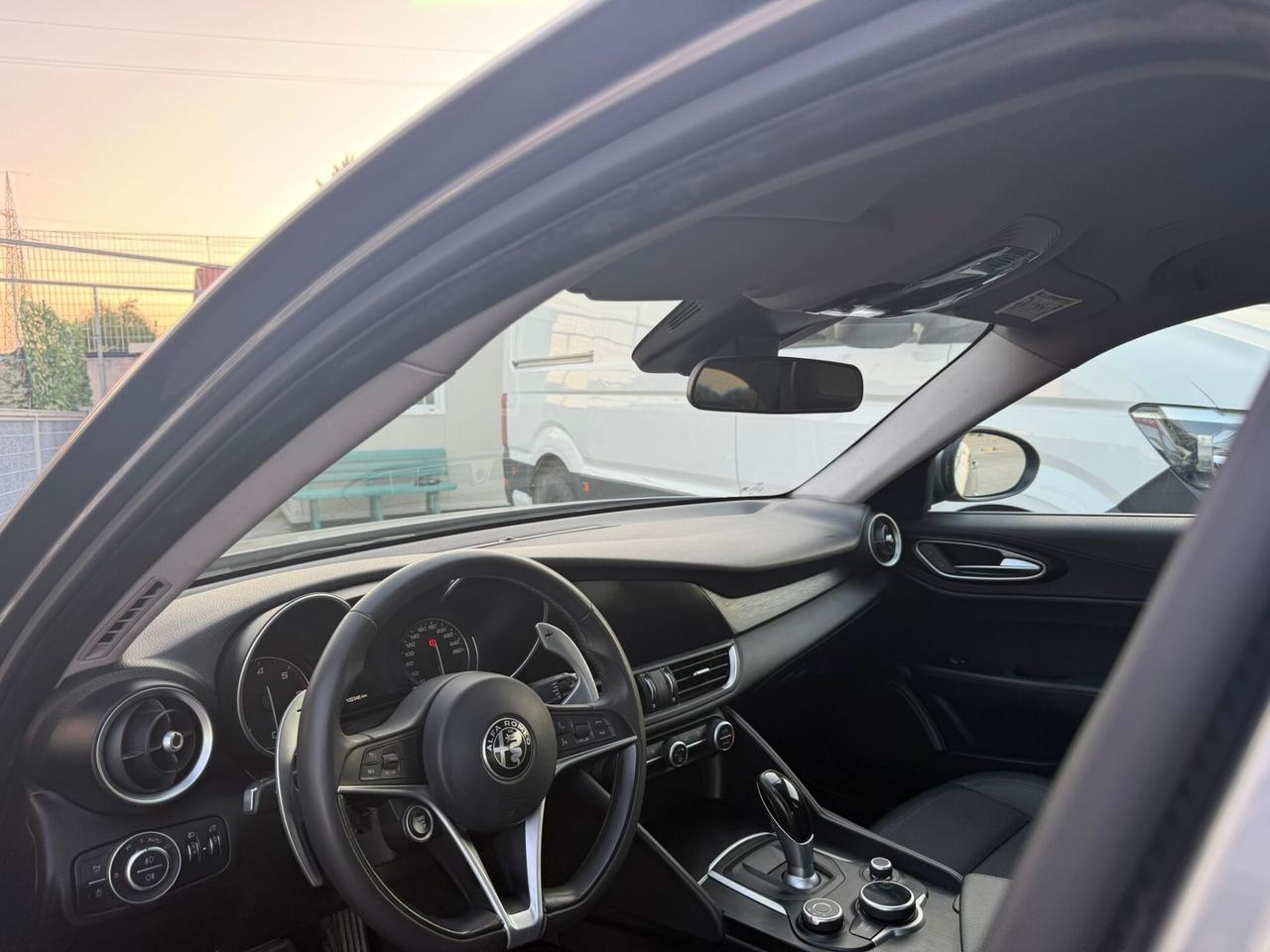 Alfa Romeo Giulia 2.2 180 CV AT8 Sport garanzia12