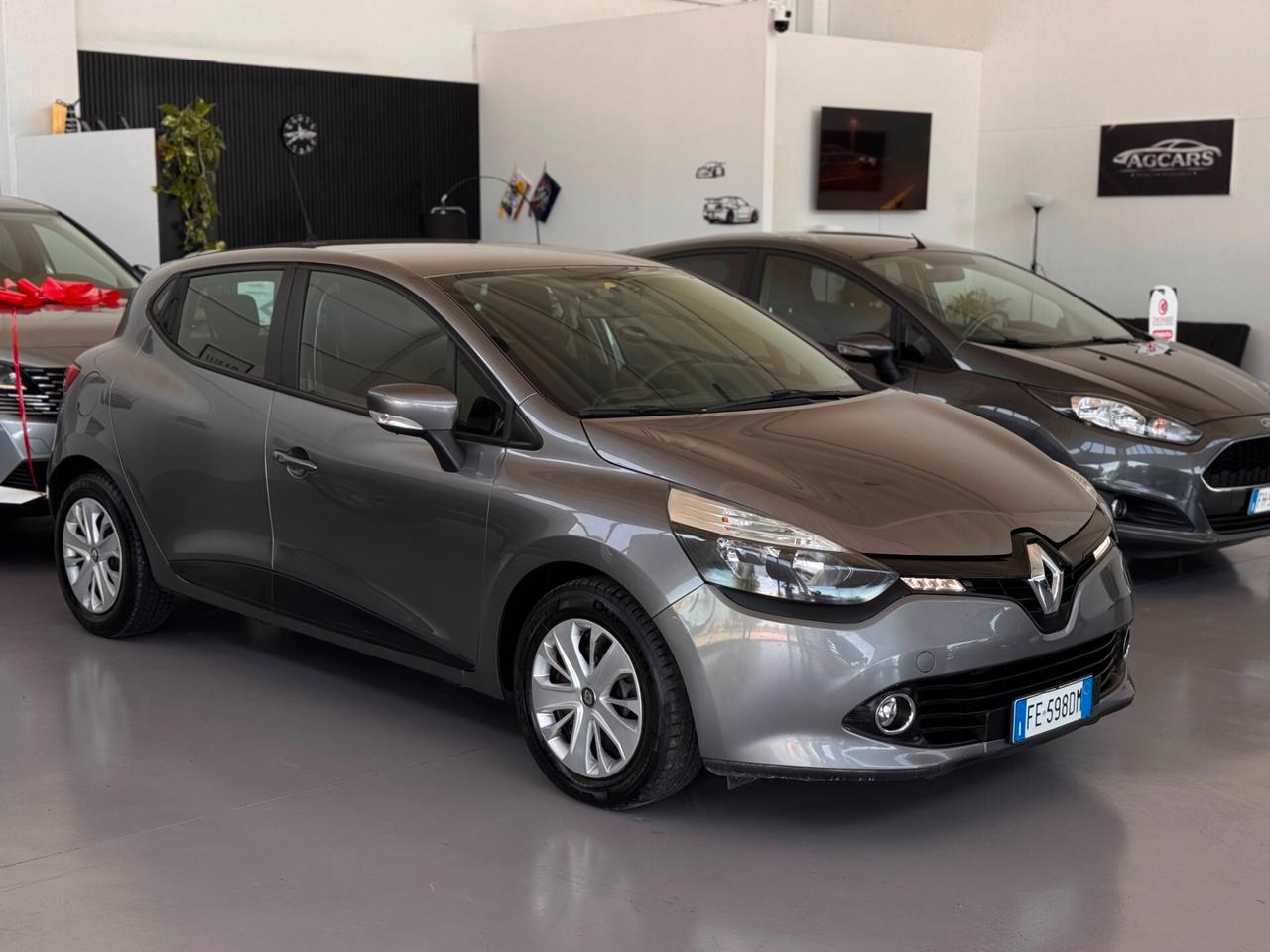Renault Clio dCi 8V 75CV EDC Start&Stop 5 porte Energy Intens