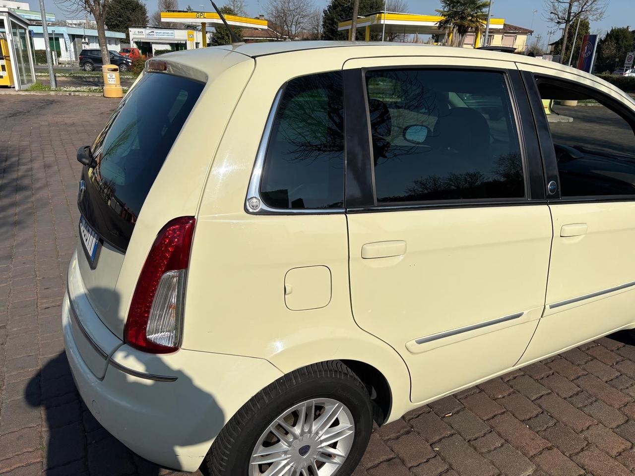 Lancia MUSA 1.4 benz/ GPL 2010 NEOPATENTATI