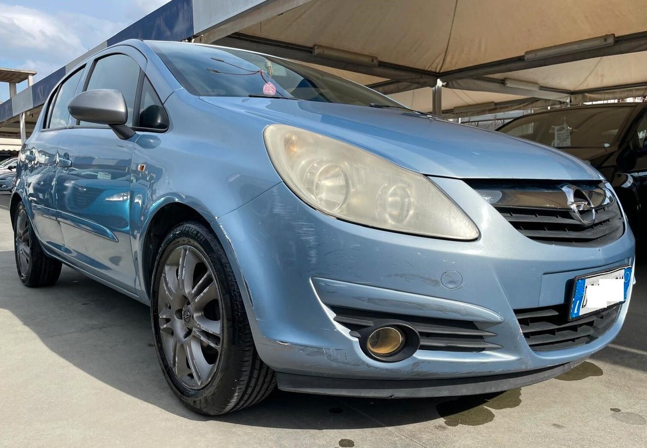 OPEL CORSA 1,2 BENZ/GPL