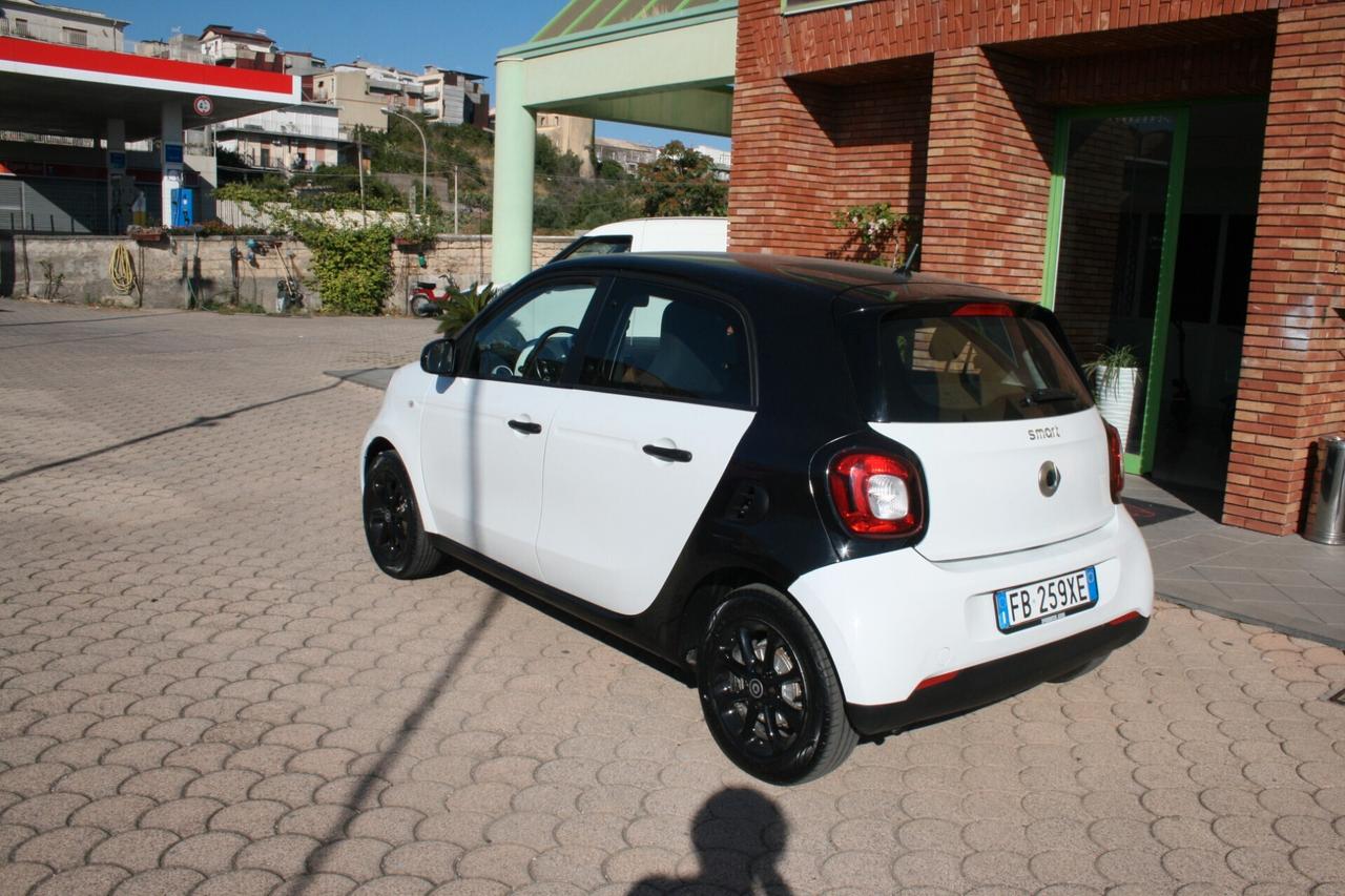 Smart ForFour 70 1.0 Passion