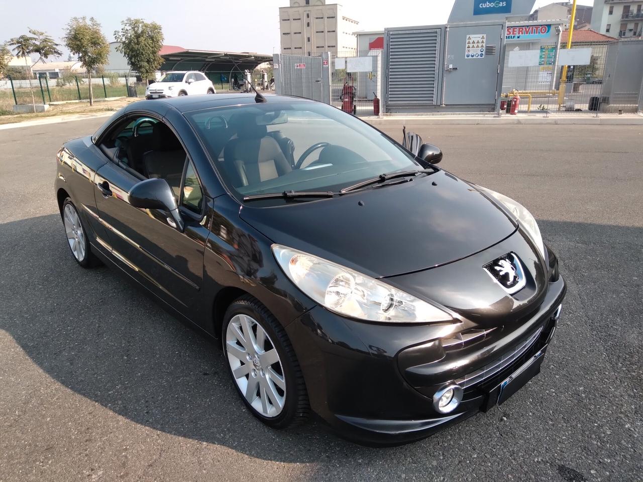 Peugeot 207 1.6 HDi 110CV CC Roland Garros anche per neopatentati