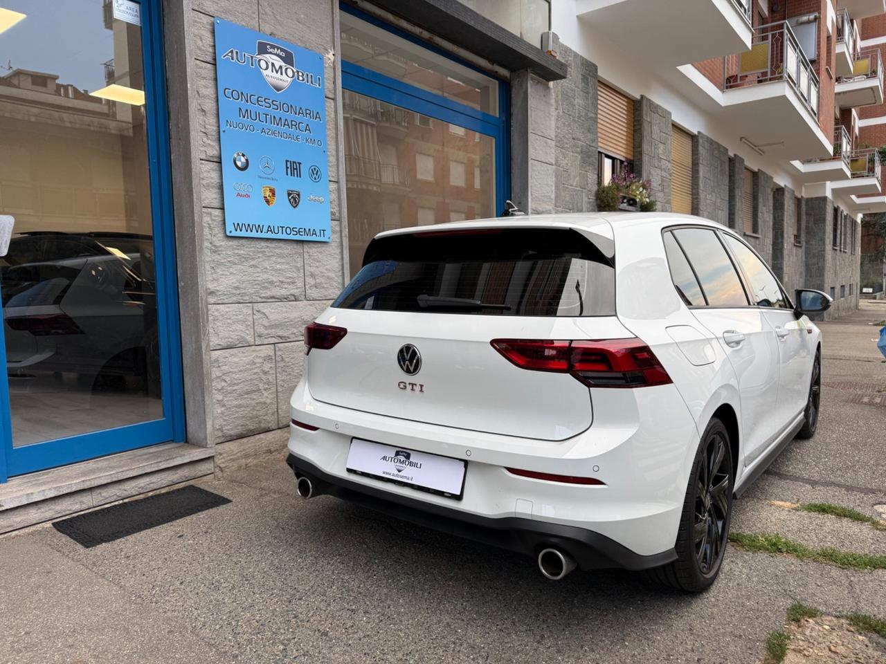 Volkswagen Golf GTI 2.0 TSI DSG PERFORMANCE