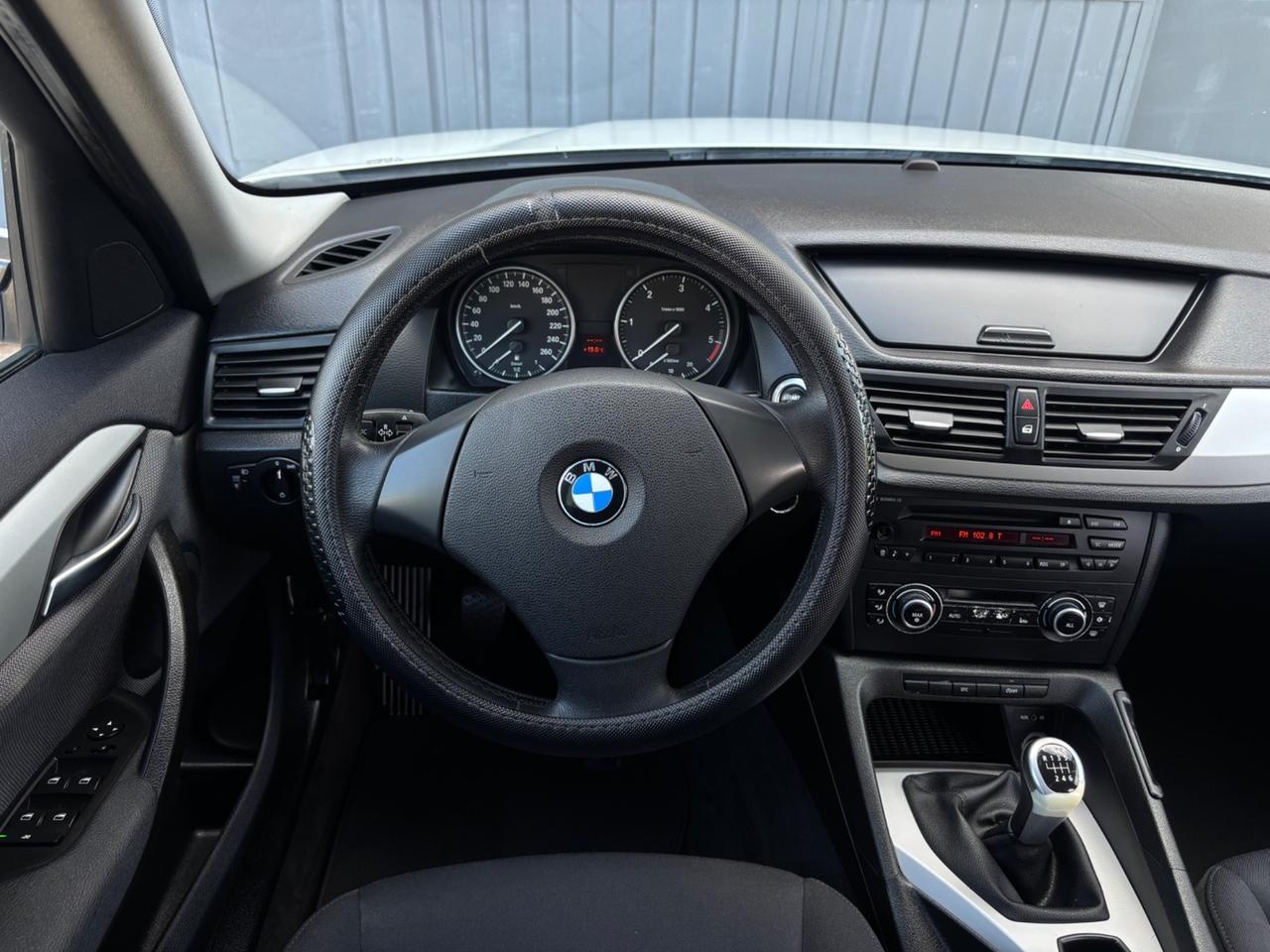 BMW X1 2.0D. 118d. Garanzia 12 mesi. Neopatentati