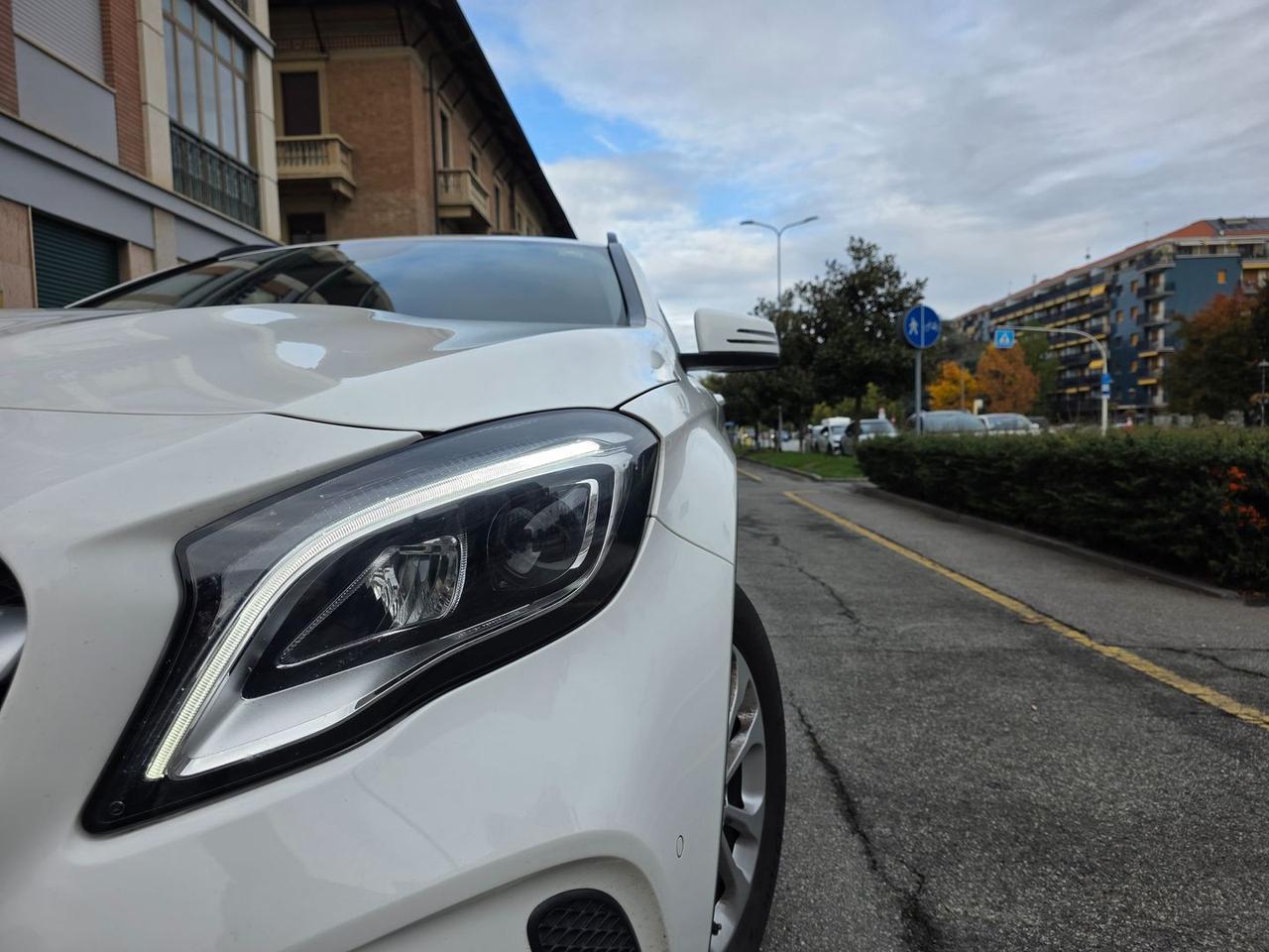 Mercedes-Benz GLA 200 GLA-Clas #7563