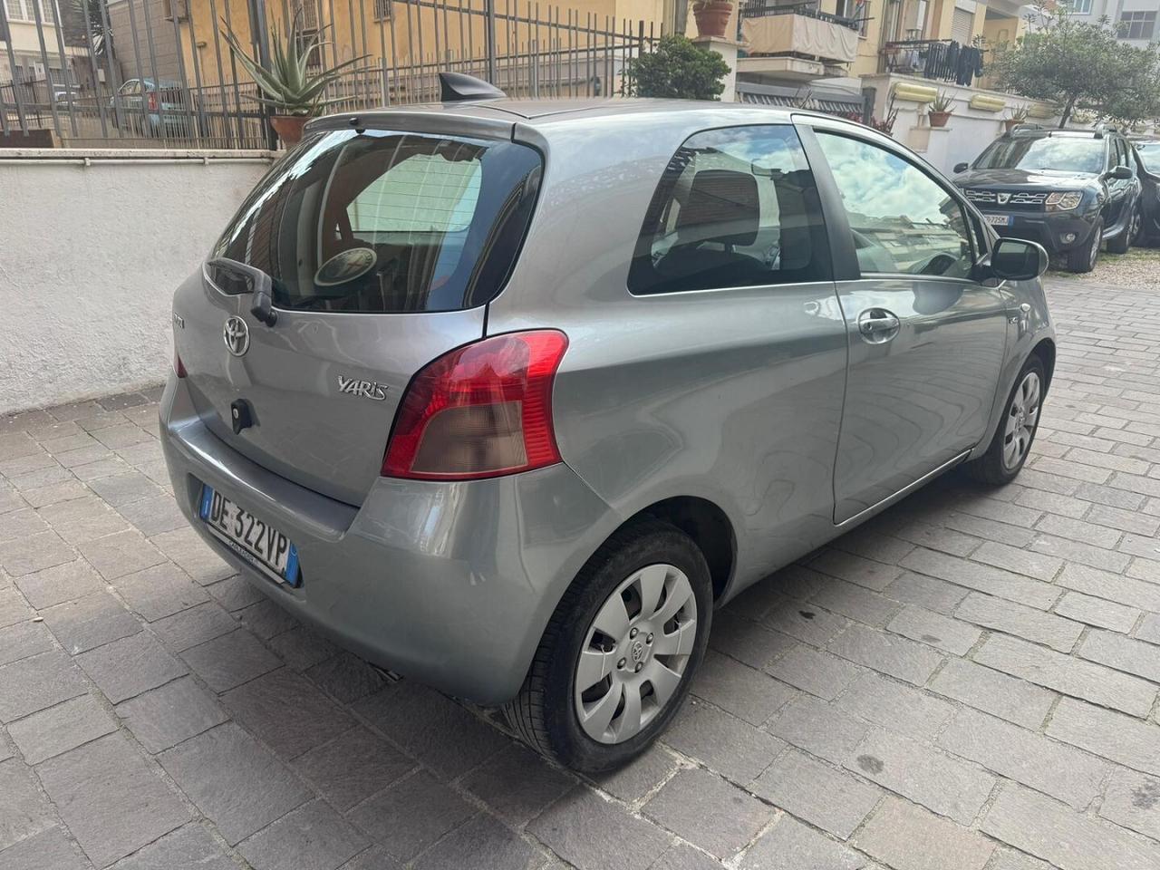 TOYOTA Yaris 1.4 D-4D 3 porte M-MT Sol