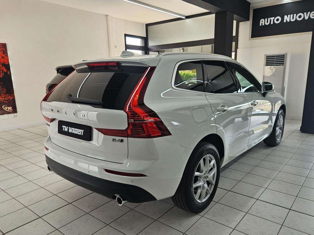 Volvo XC60 2.0 b4 Momentum awd auto my20 - IVA ESPOSTA