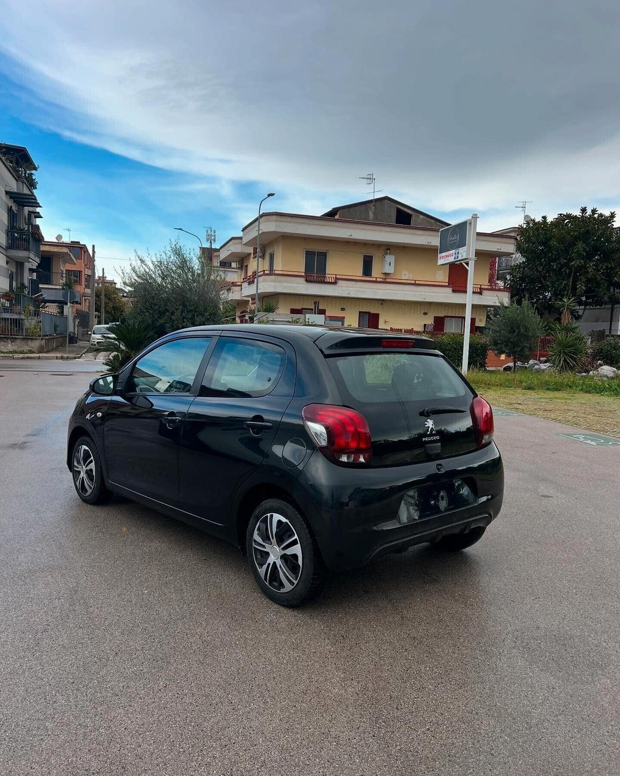 Peugeot 108 VTi 68 5 porte Allure