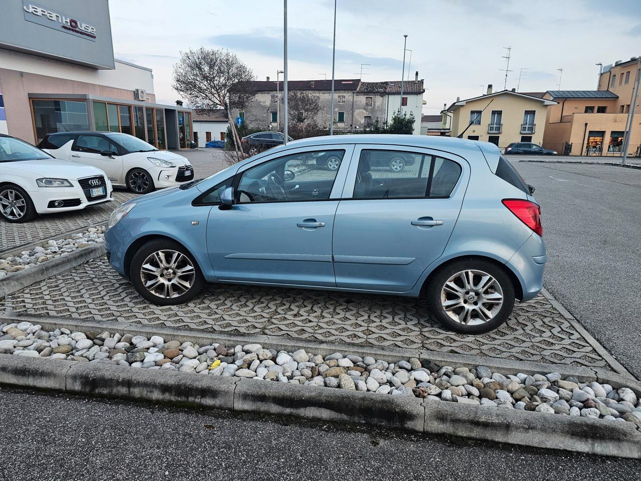 Opel Corsa 1.2 5 porte Easytronic Enjoy