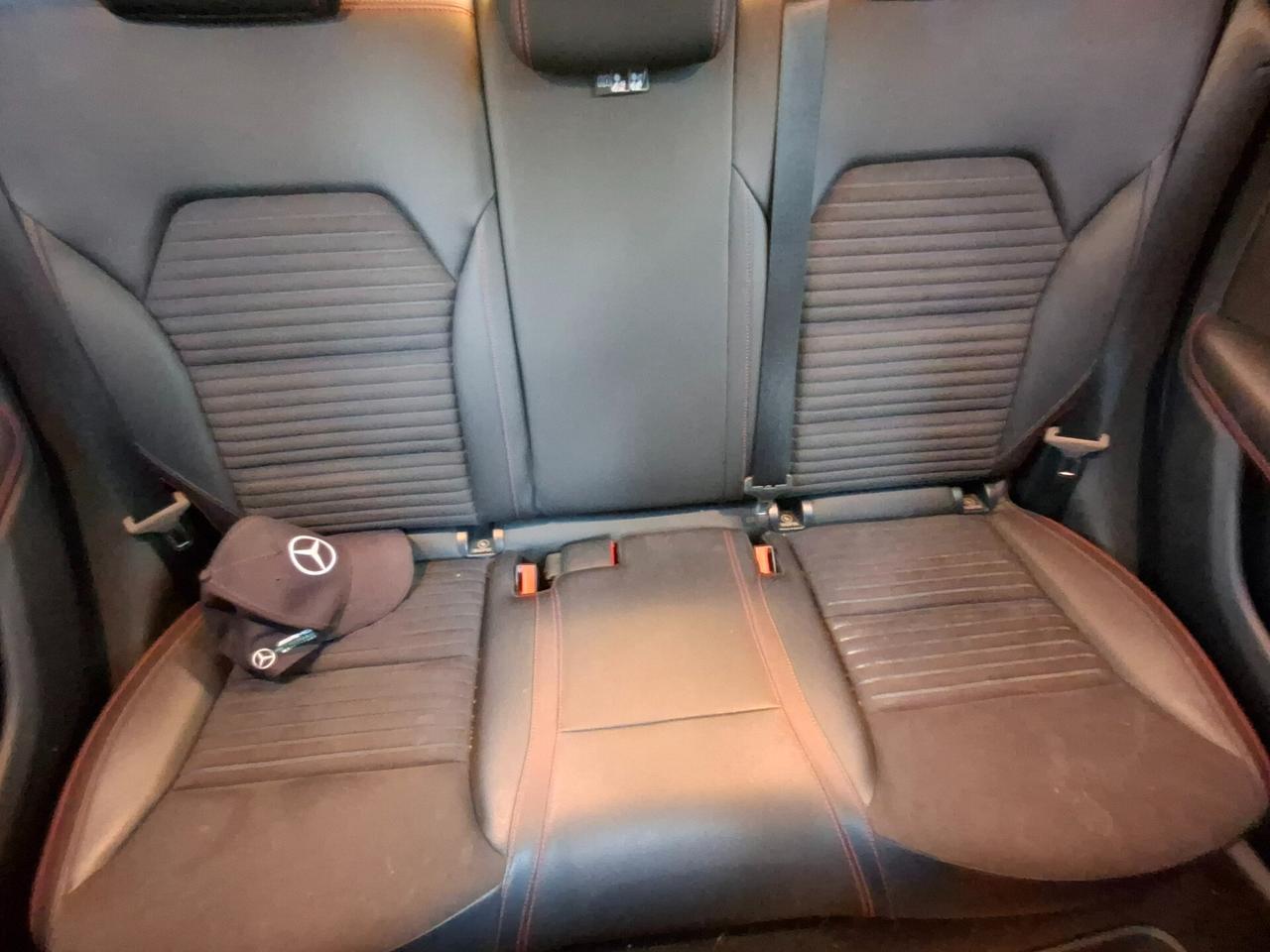 Mercedes-benz B 200 d Automatic Premium - 87000km