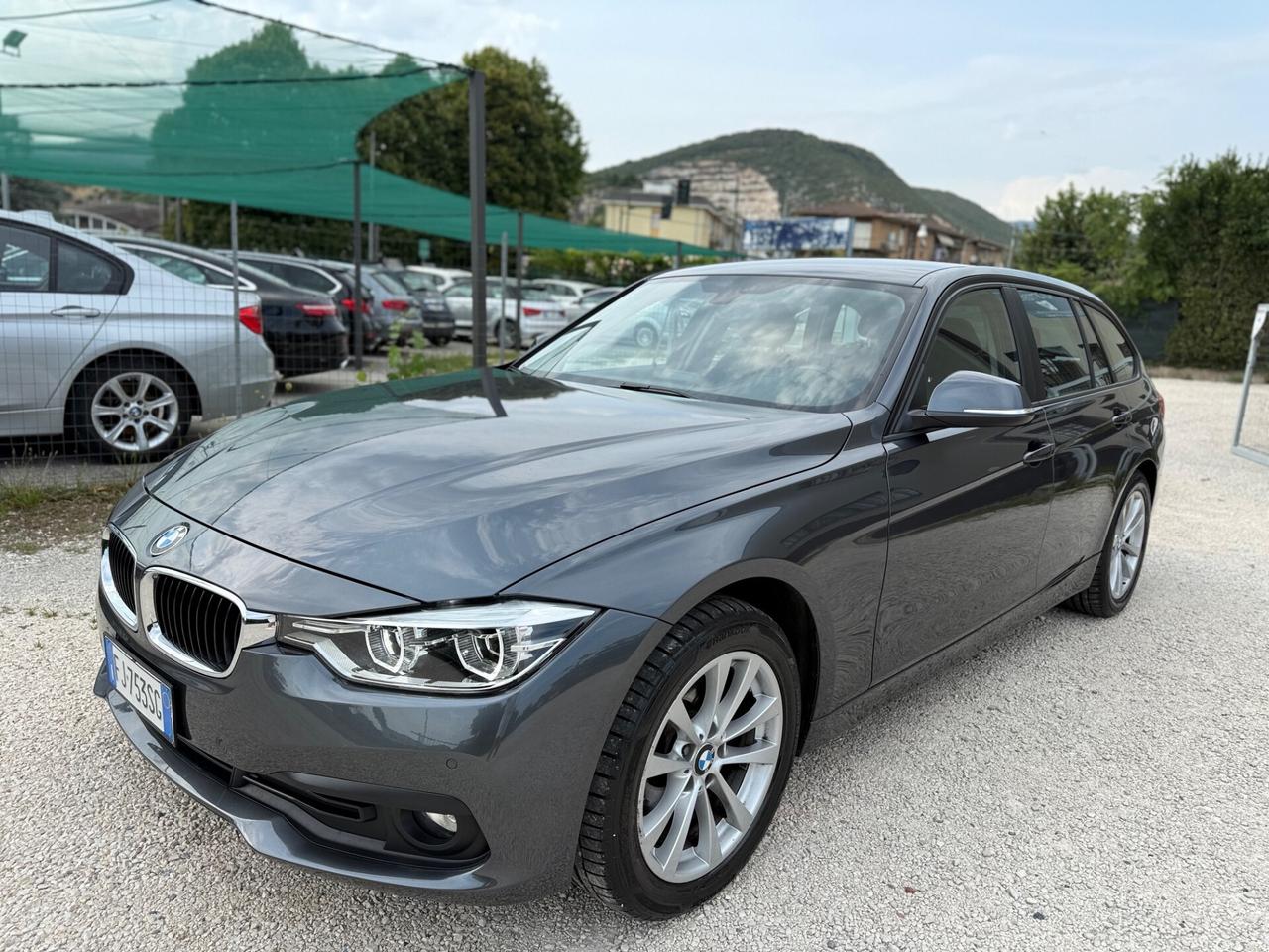 Bmw 320 320d xDrive Touring Sport navi Led Top Uniprop Euro6b
