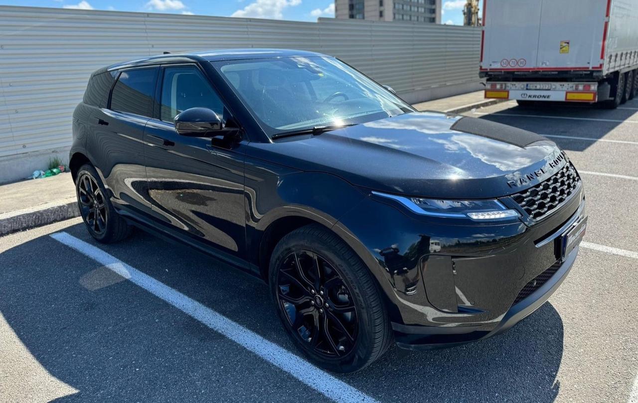 RANGE ROVER EVOQUE TOTAL BLACK 2020