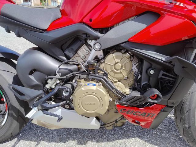 DUCATI Streetfighter V4S