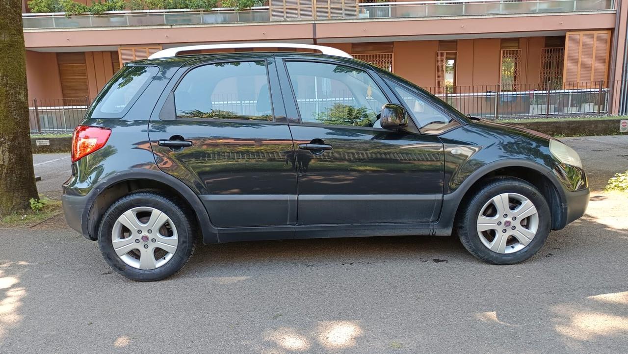 Fiat Sedici 1.9 MJT 4x4 Experience