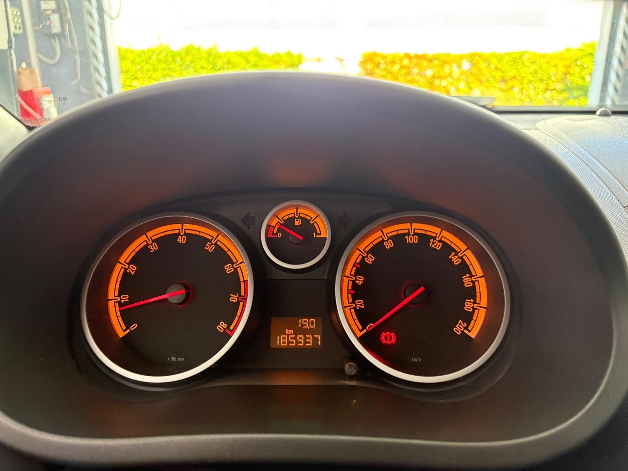 Opel Corsa 1.2 5 porte Enjoy