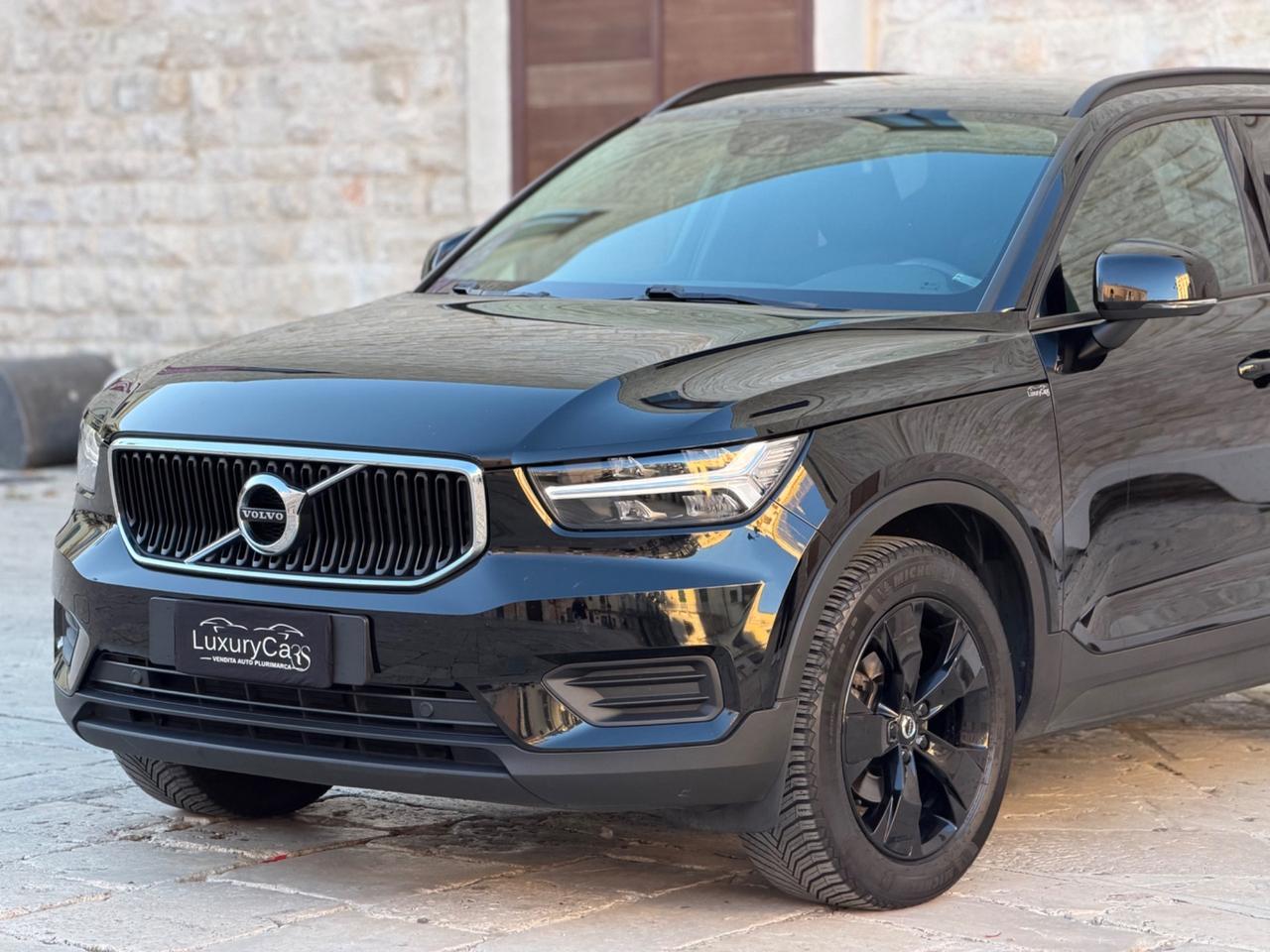 Volvo XC40 D3 R-design 2.0 150 Cv AUTOMATIC LED PELLE