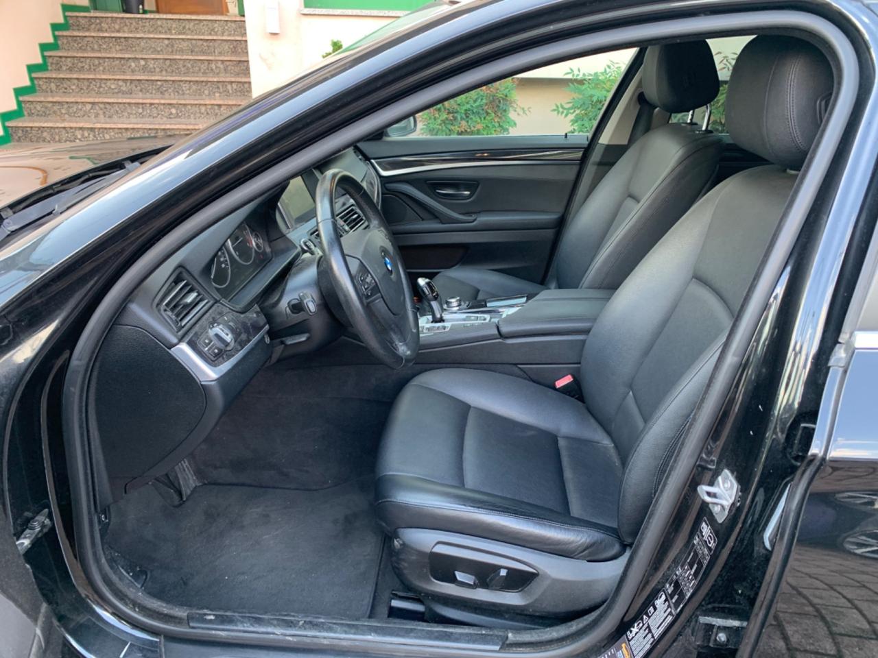 Bmw 520 520d xDrive Touring Luxury